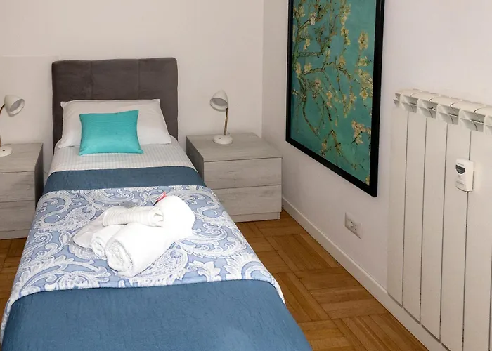 Cozy Private Near Metro Kwatera prywatna *